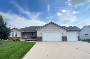 406 20th St W, Glencoe, MN 55336 - Photo 1