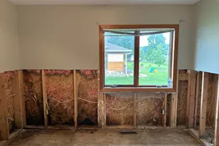 921 Lillian St, Waterville, MN 56096 - Photo 21