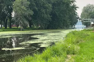 921 Lillian St, Waterville, MN 56096 - Photo 47