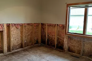 921 Lillian St, Waterville, MN 56096 - Photo 19