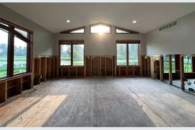 921 Lillian Street, Waterville, MN 56096 - Photo 33