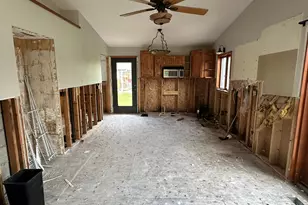 921 Lillian St, Waterville, MN 56096 - Photo 23