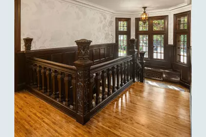 2740 W Lake Of The Isles Parkway, Minneapolis, MN 55416 - Photo 23