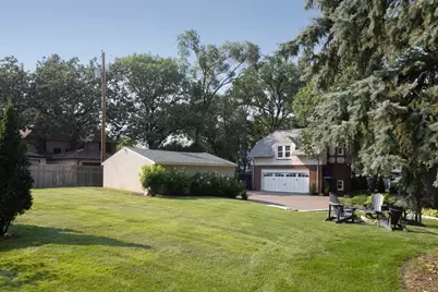 2740 W Lake Of The Isles Parkway, Minneapolis, MN 55416 - Photo 51