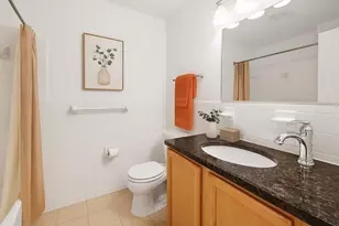 2706 Humboldt Ave S, Minneapolis, MN 55408 - Photo 9