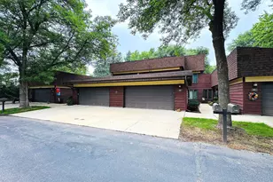 663 16th St SW, Rochester, MN 55902 - Photo 1