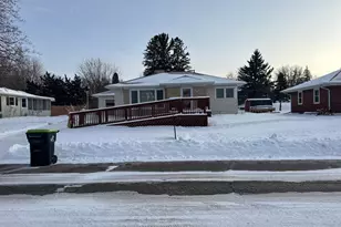 345 E 5th St, Zumbrota, MN 55992 - Photo 1