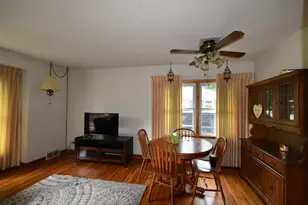 345 E 5th St, Zumbrota, MN 55992 - Photo 9