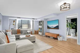 401 S 1st St, Minneapolis, MN 55401 - Photo 1