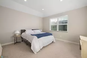 5879 41st St S, Fargo, ND 58104 - Photo 5