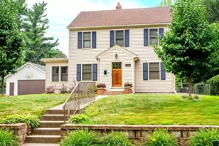 515 5th St W, Hastings, MN 55033 - Photo 1