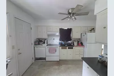 223 1st Street NW, Elbow Lake, MN 56531 - Photo 5