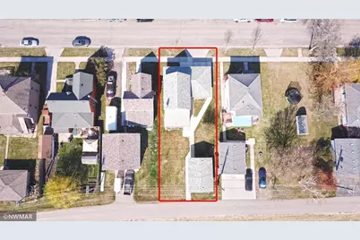 225 Lincoln Avenue, Crookston, MN 56716 - Photo 3