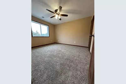 1560 Gray Fox Drive NE, Owatonna, MN 55060 - Photo 3