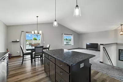 901 Moline Loop NW, Isanti, MN 55040 - Photo 17