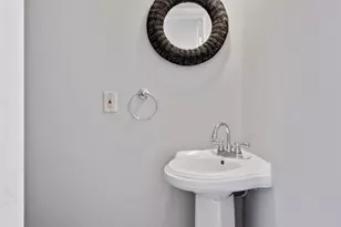 1252 Trailwood S, Hopkins, MN 55343 - Photo 9