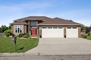 510 8th St NE, Dilworth, MN 56529 - Photo 1