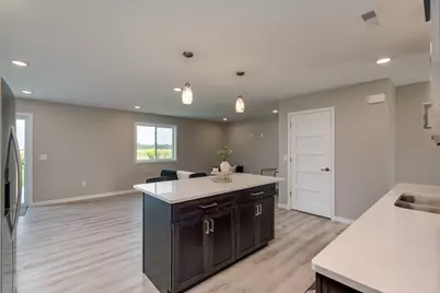 3209 Scotch Lane, Mankato, MN 56001 - Photo 7