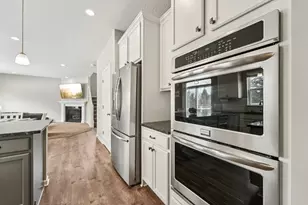 15244 Edgewood Ave, Savage, MN 55378 - Photo 17