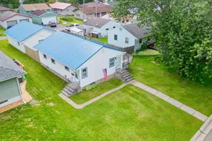 317 7th Ave N, Biwabik, MN 55708 - Photo 1