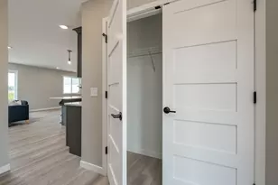 3212 Scotch Ln, Mankato, MN 56001 - Photo 3