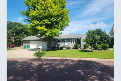 112 Lynn Street, Sherburn, MN 56171 - Photo 1