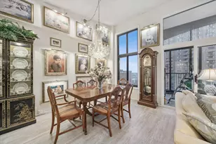 1235 Yale Pl, Minneapolis, MN 55403 - Photo 3