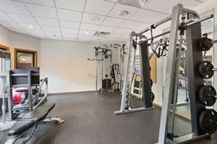 1235 Yale Pl, Minneapolis, MN 55403 - Photo 19