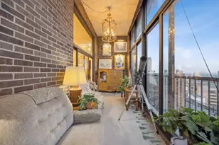 1235 Yale Pl, Minneapolis, MN 55403 - Photo 15