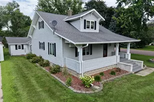 1072 1st Ave, Westbrook, MN 56183 - Photo 1