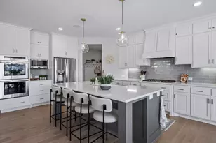 4685 Garland Ln N, Plymouth, MN 55446 - Photo 9