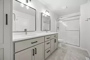 7405 Claire Dr S, Fargo, ND 58104 - Photo 23