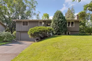 6829 Brook Dr, Edina, MN 55439 - Photo 1