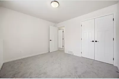 7494 Eagle Pointe Drive S, Fargo, ND 58104 - Photo 29