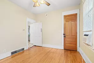 952 Western Ave N, Saint Paul, MN 55117 - Photo 7