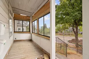 952 Western Ave N, Saint Paul, MN 55117 - Photo 3