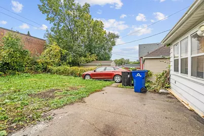952 Western Avenue N, Saint Paul, MN 55117 - Photo 27