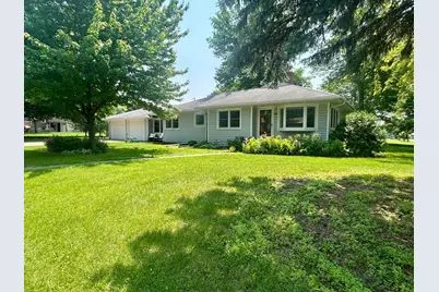 815 Court Avenue, Gaylord, MN 55334 - Photo 1