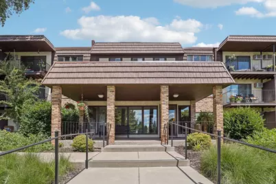 215 Barry Avenue S #104, Wayzata, MN 55391 - Photo 1