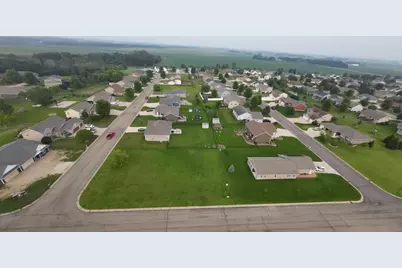 2594 Stony Creek Drive, Owatonna, MN 55060 - Photo 7