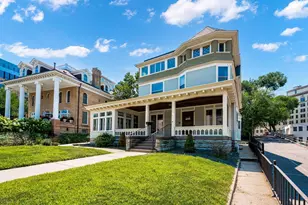 425 Oak Grove St, Minneapolis, MN 55403 - Photo 3