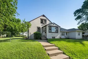 267 Haskell St E, West Saint Paul, MN 55118 - Photo 1