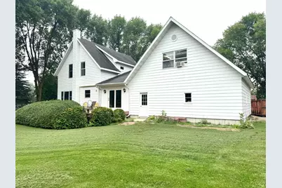 404 Main Avenue N, Roseau, MN 56751 - Photo 23