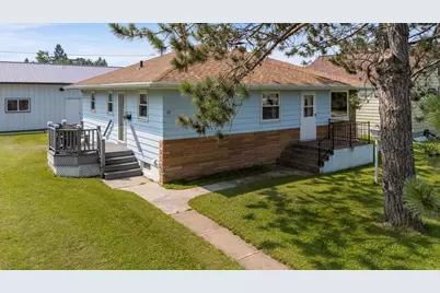 27 10th Street NW, Chisholm, MN 55719 - Photo 1