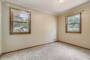 7064 Windgate Rd, Woodbury, MN 55125 - Photo 19