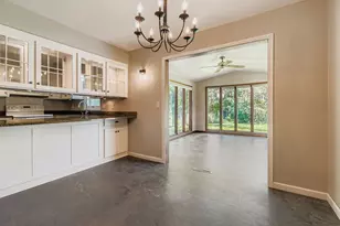 7064 Windgate Rd, Woodbury, MN 55125 - Photo 7