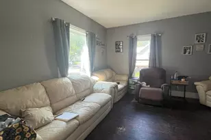 129 S Main St, Sherburn, MN 56171 - Photo 5