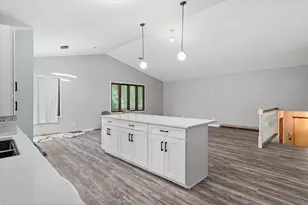 2250 Larry Ln, Newport, MN 55055 - Photo 9