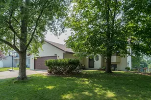 13832 York Ave S, Burnsville, MN 55337 - Photo 1