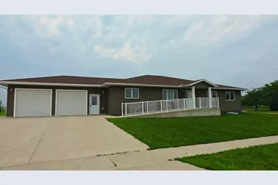 1400 Cheryl Avenue, Marshall, MN 56258 - Photo 1